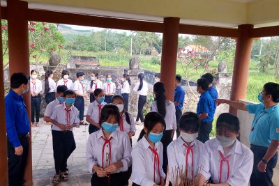 Tìm về nguồn cội